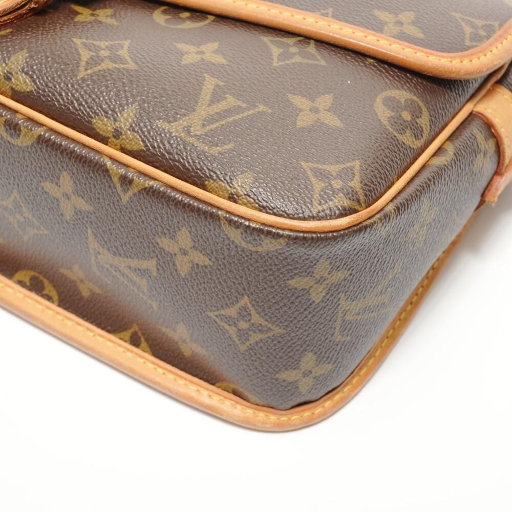 Louis Vuitton Sologne