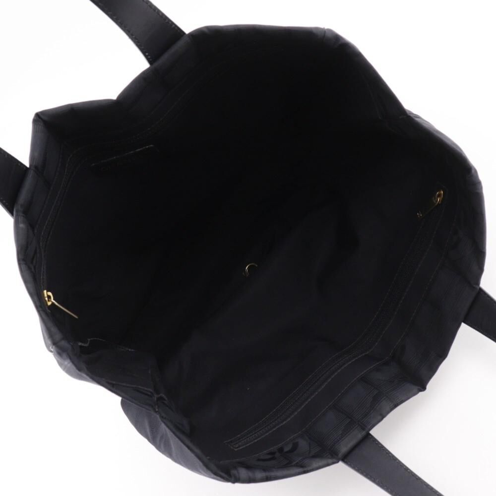 Chanel Tote