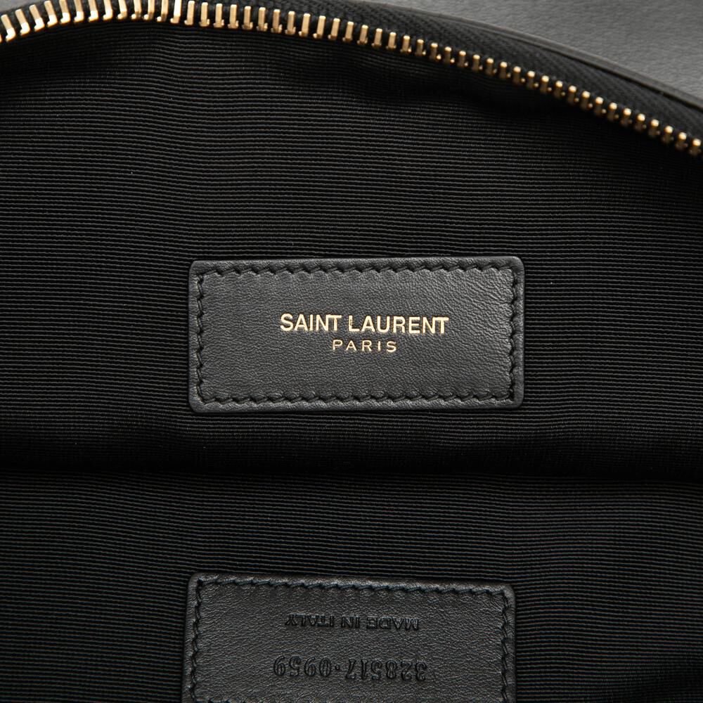 Yves Saint Laurent Clutch