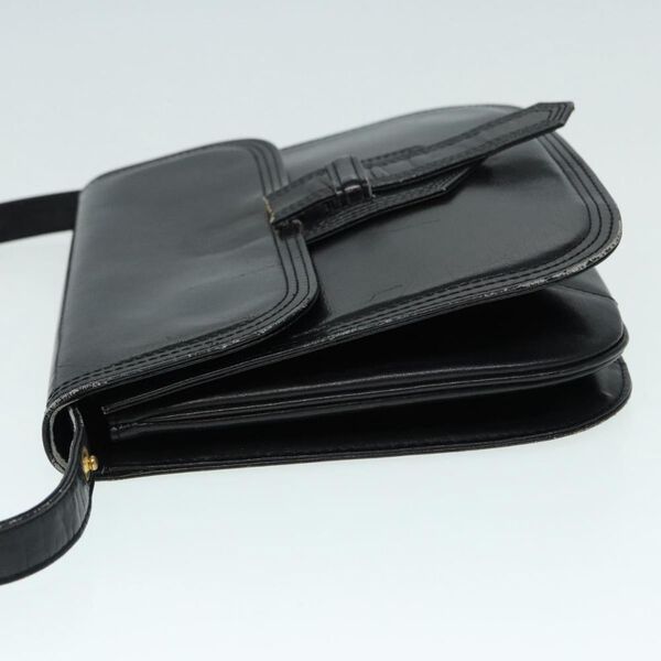 Yves Saint Laurent Shoulder Bag