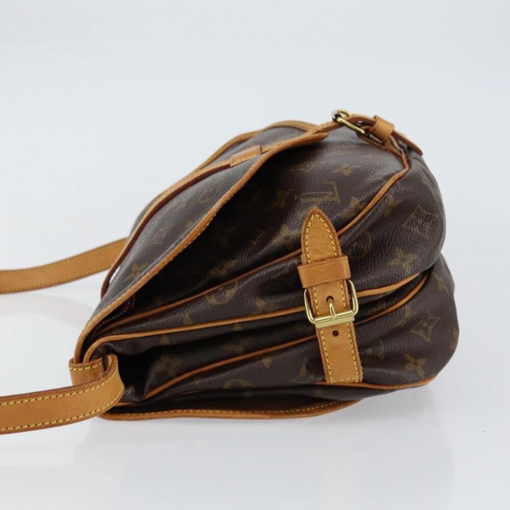 Louis Vuitton Saumur