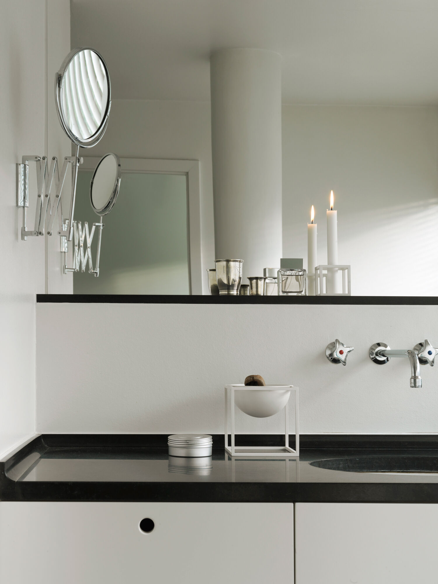 Kubus 1, Candle Holder, White