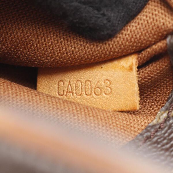 Louis Vuitton Pochette Gange