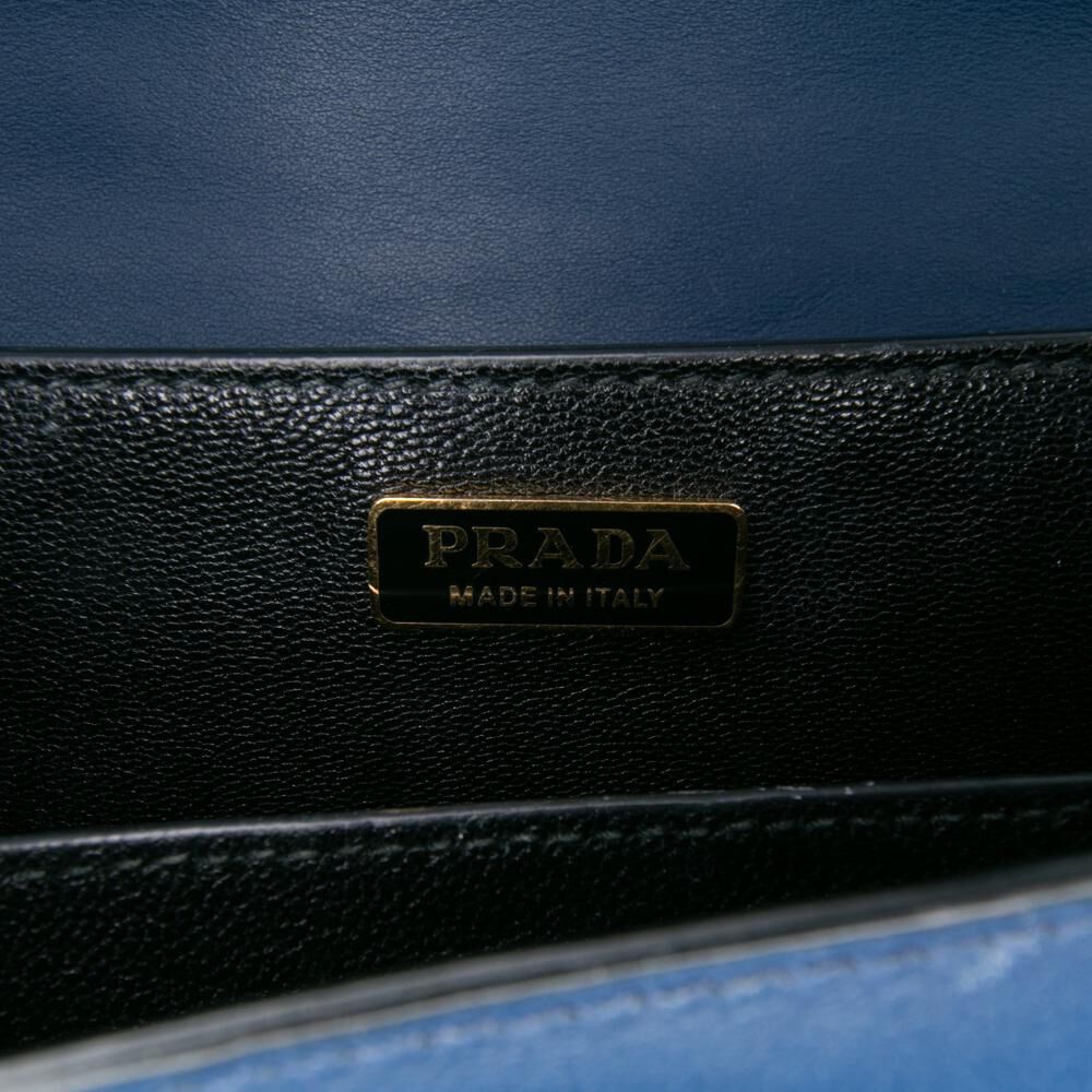 Prada Cahier