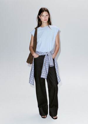 Short-sleeved cotton t-shirt