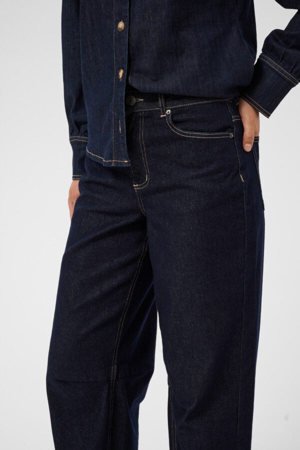 KAghita Barrel Jeans