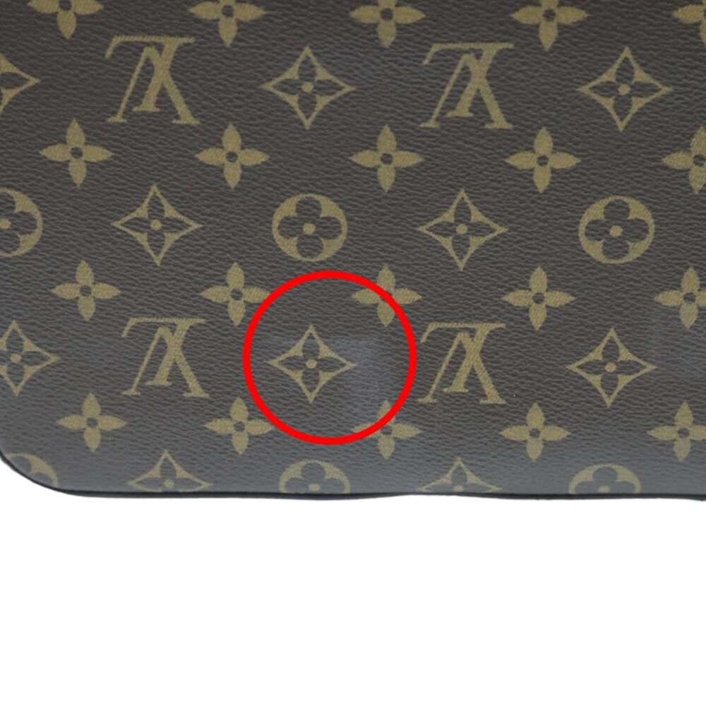 Louis Vuitton Shoulder Bags