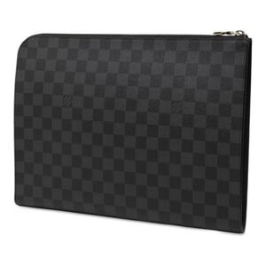 Louis Vuitton Clutch