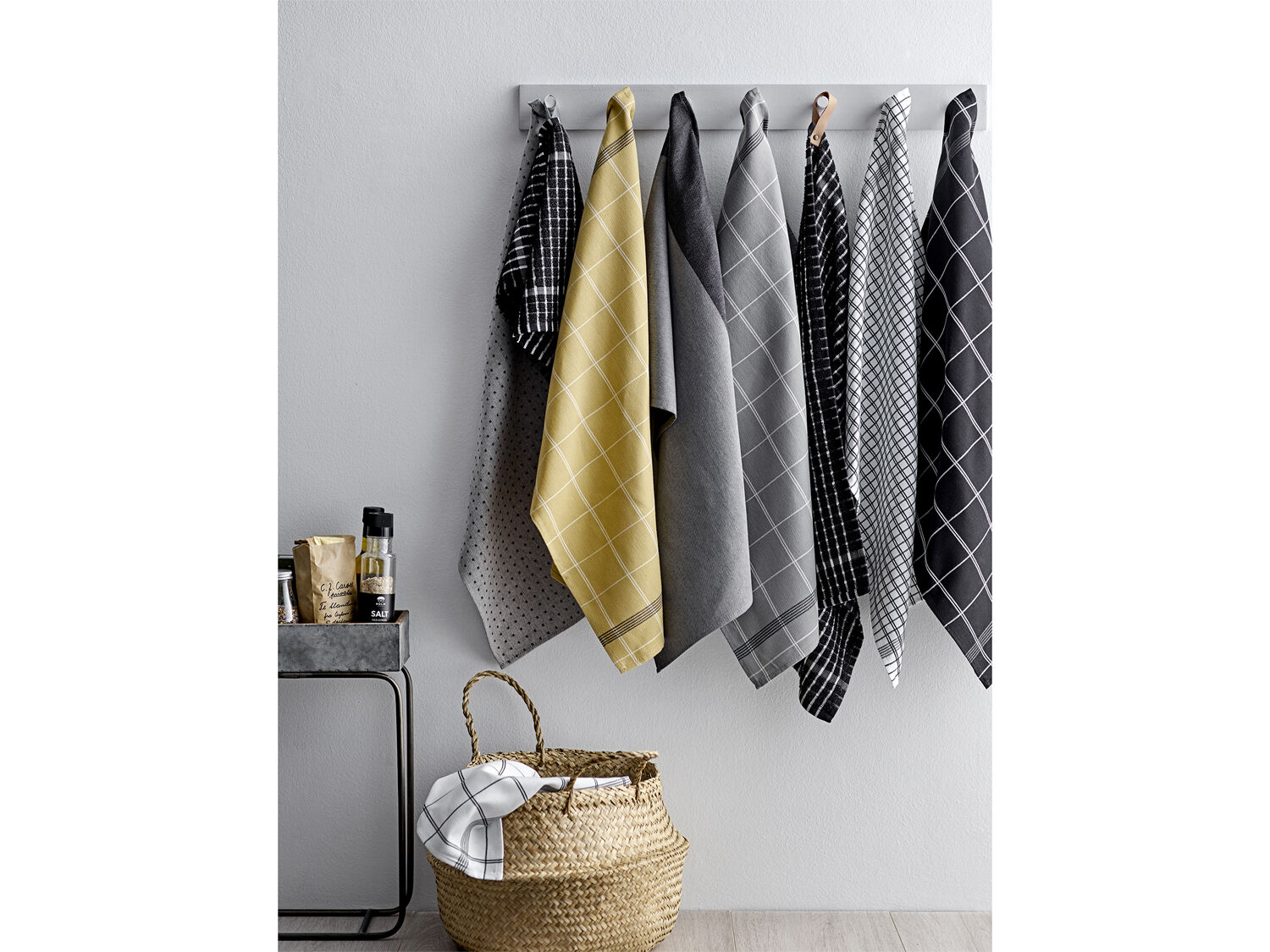 K&ouml;kshandd. 50x70 Minimal Svart