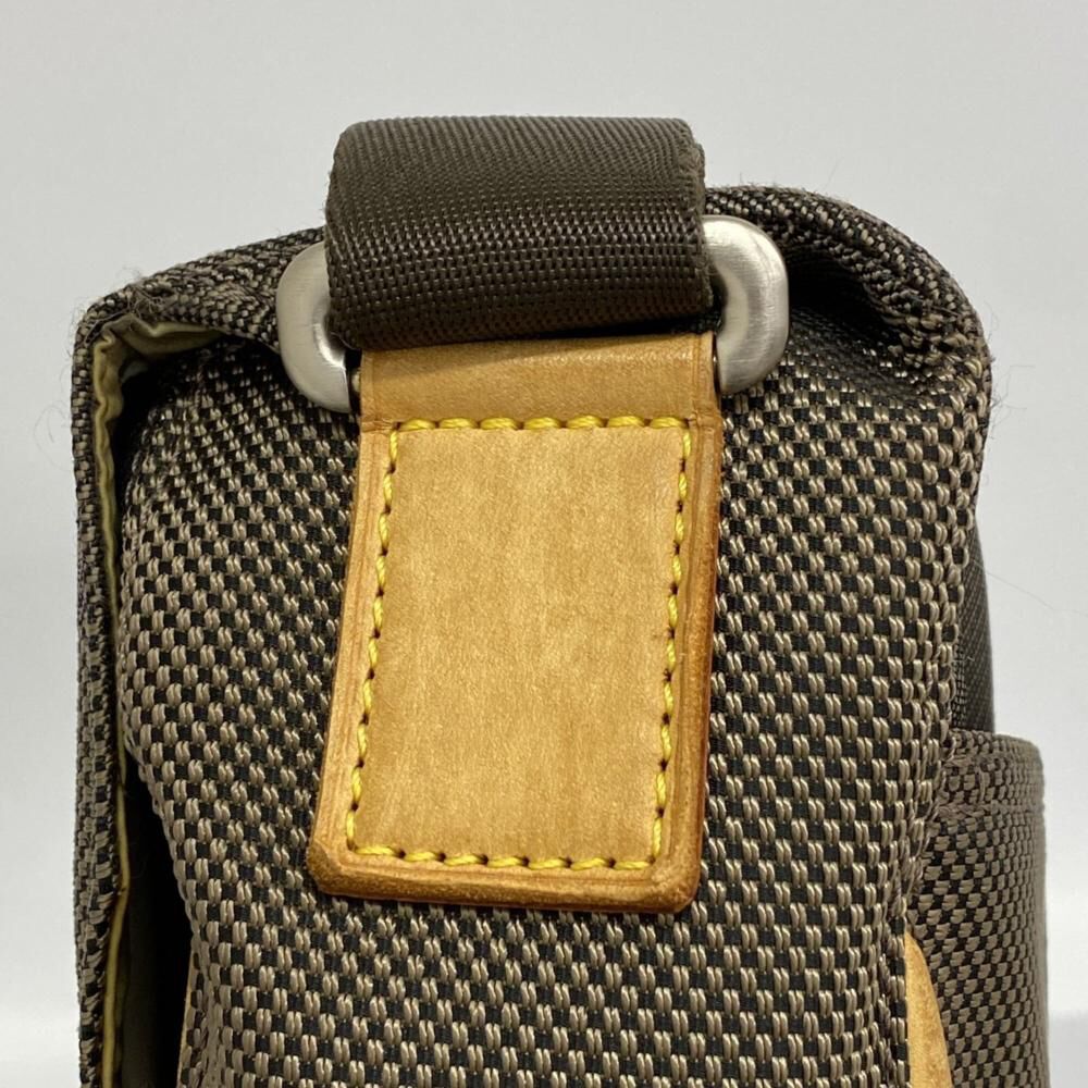 Louis Vuitton Shoulder Bags