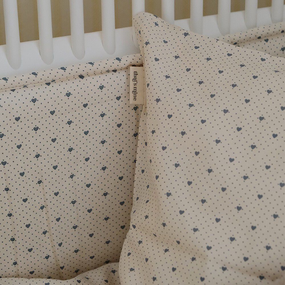 Levi senget&oslash;j