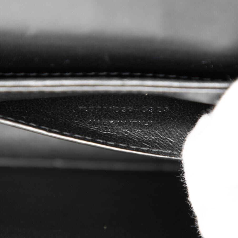 Yves Saint Laurent Shoulder Bag