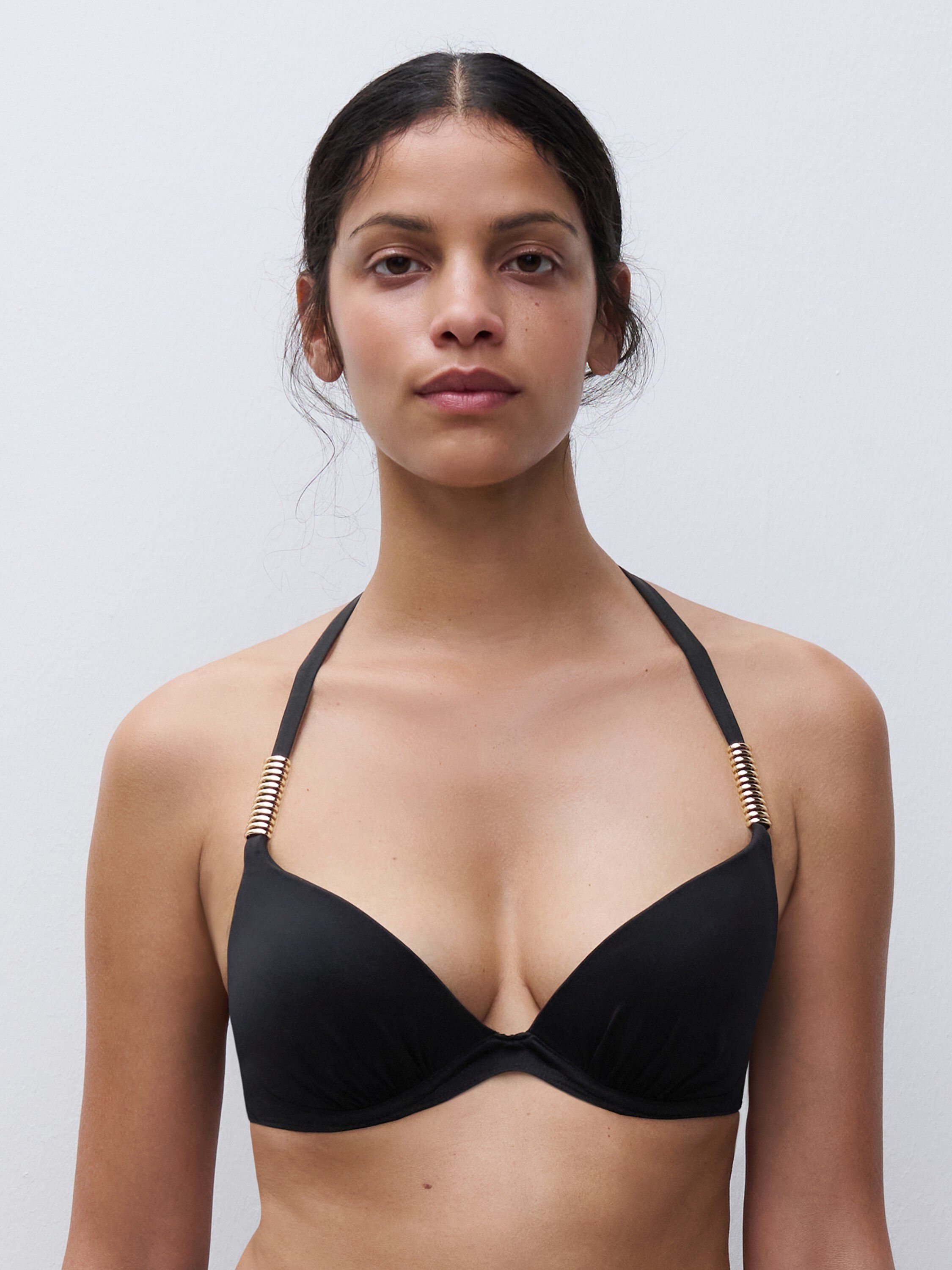 Bikini&ouml;verdelar