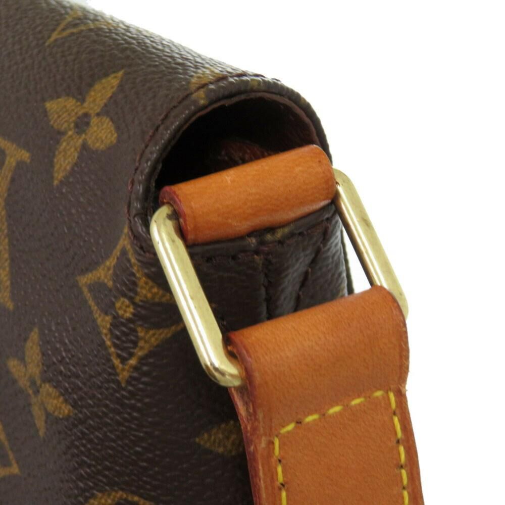Louis Vuitton Shoulder Bags