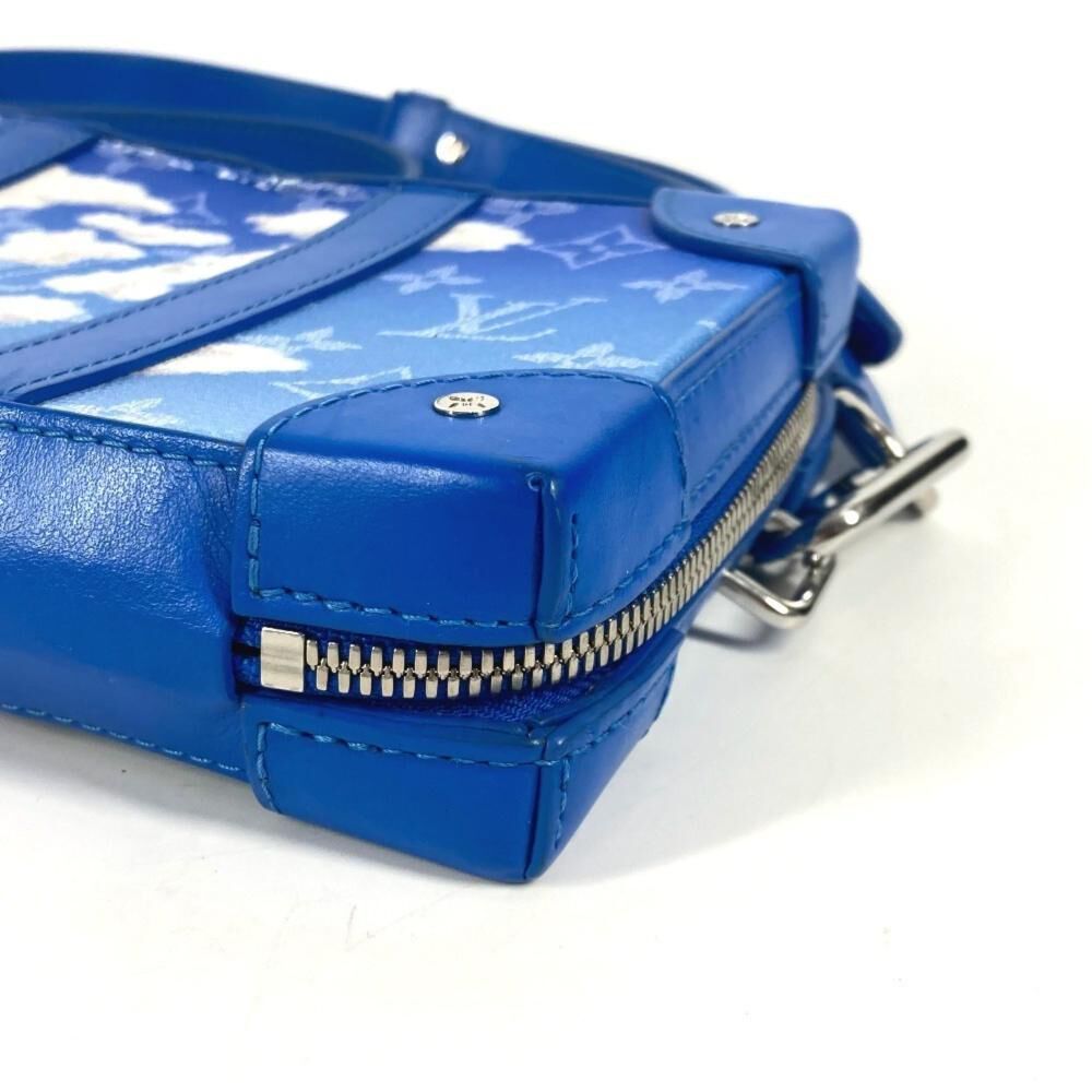 Louis Vuitton Clutch