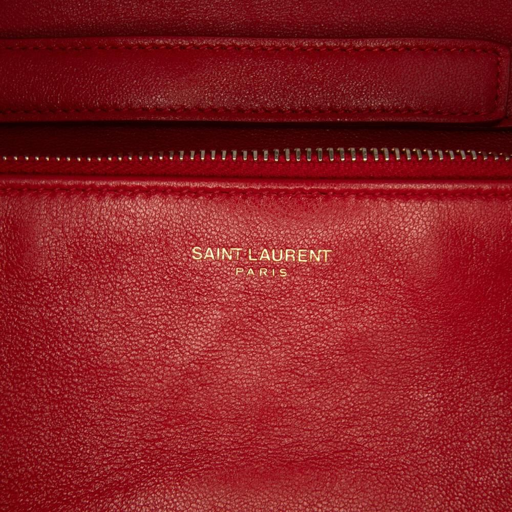 Yves Saint Laurent Shoulder Bag