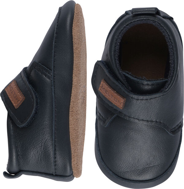 Leather Slippers with velcro