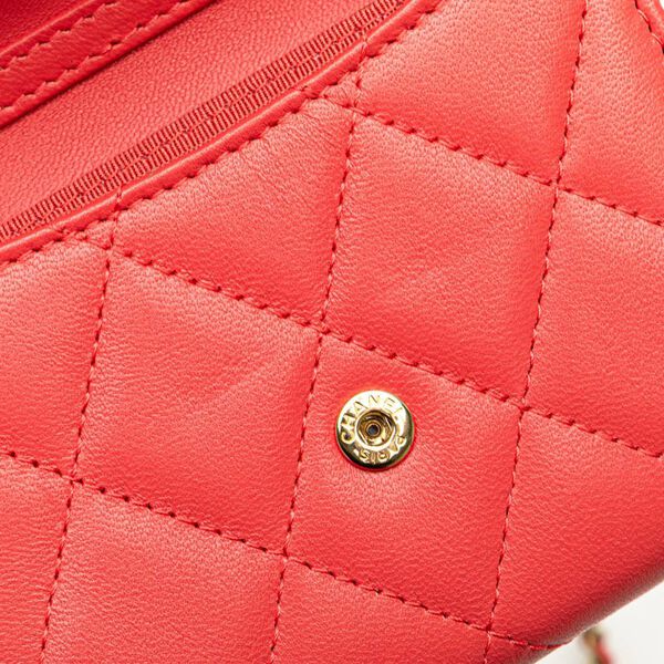 Chanel Wallet On Chain