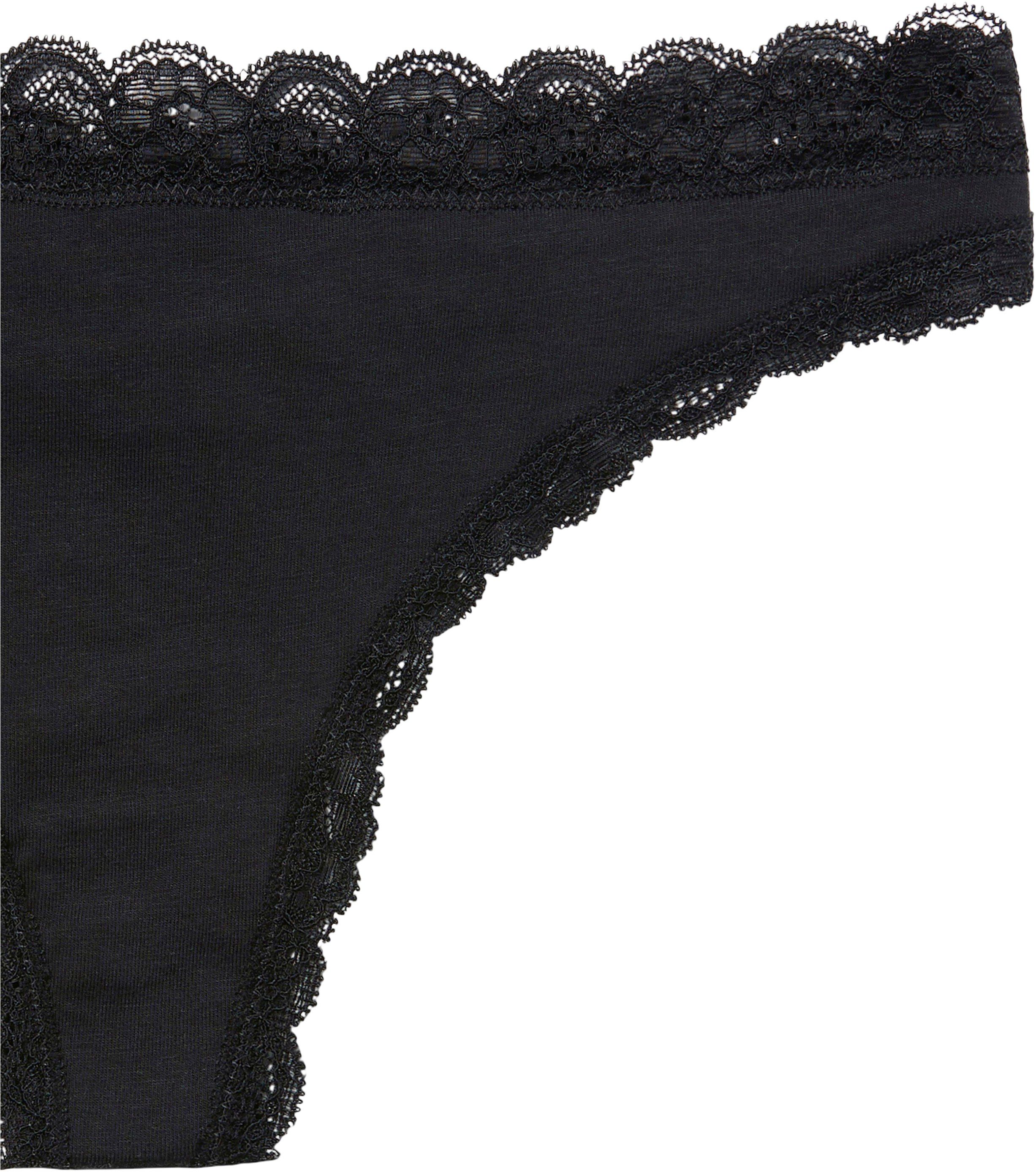 Soft thong with a regular waist and