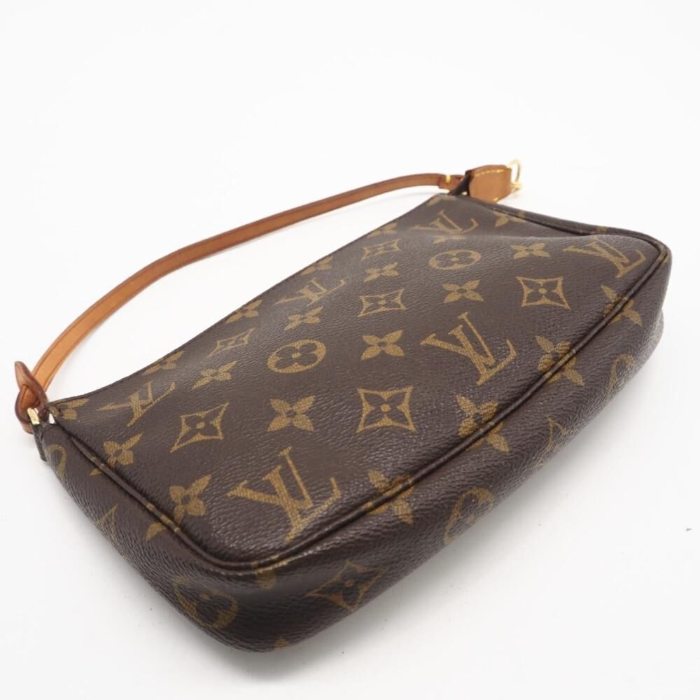 Louis Vuitton Pochette Accessoires
