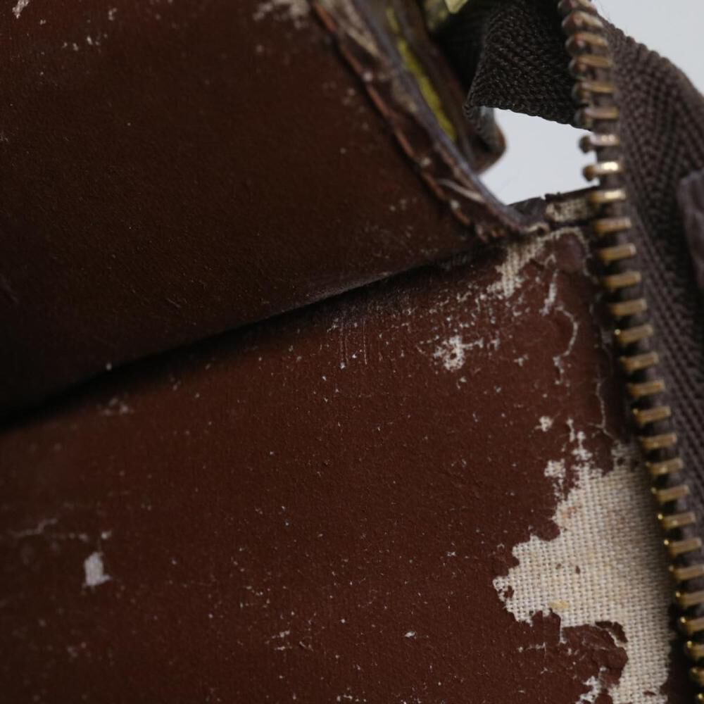 Louis Vuitton Poche Toilette