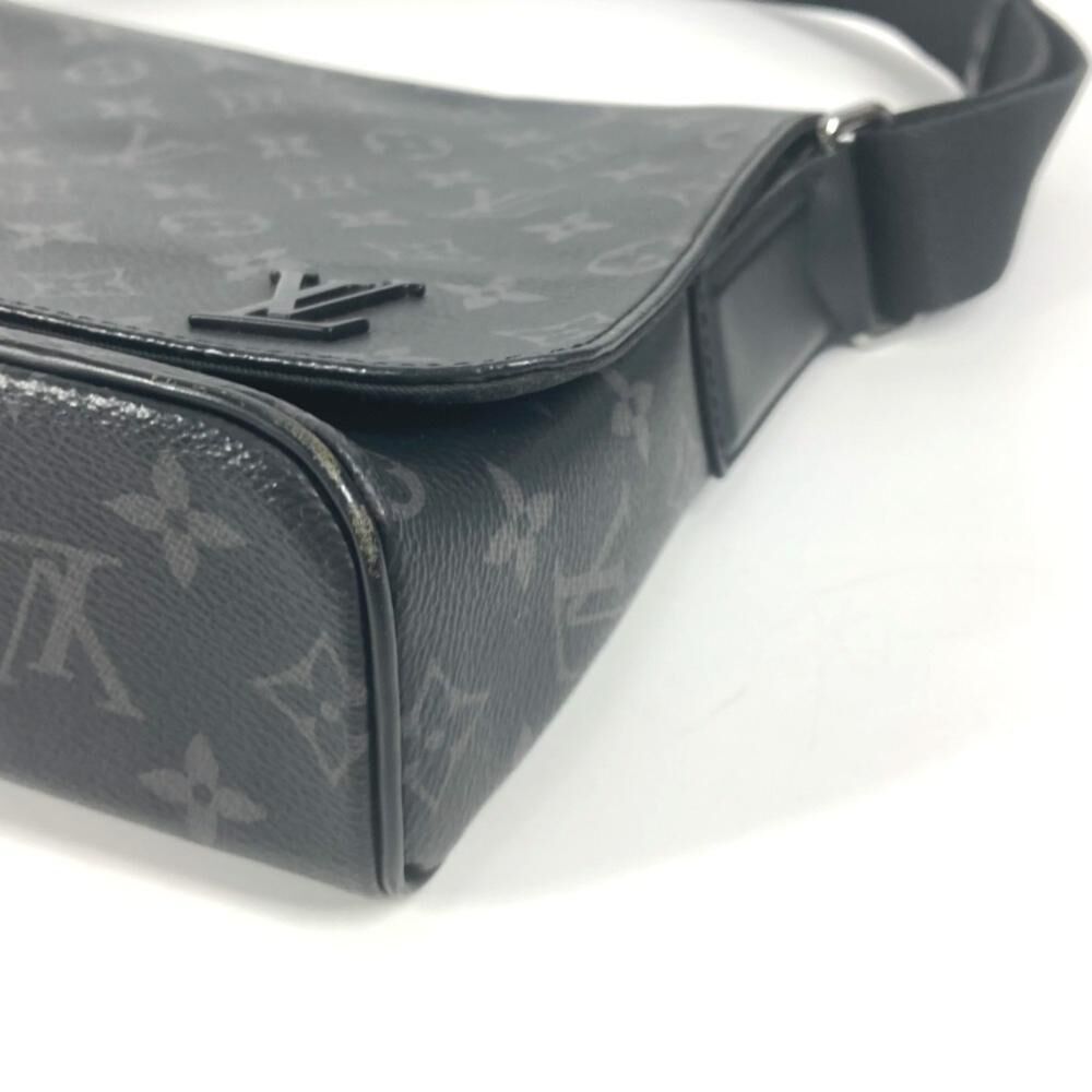 Louis Vuitton Crossbody Bag