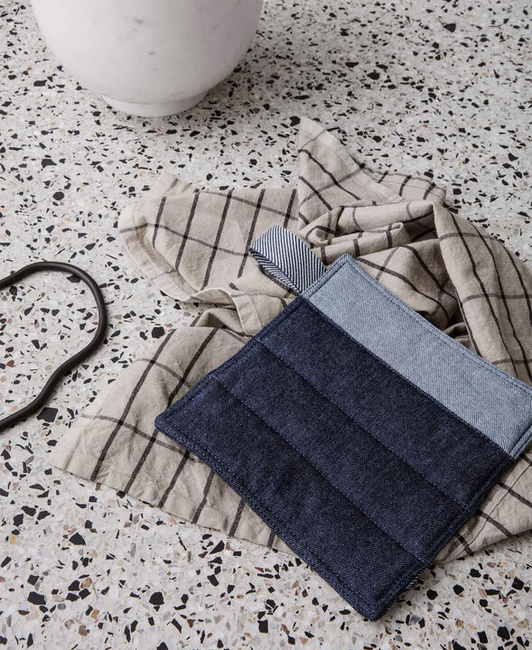 Hale Tea Towel - Sand/Black