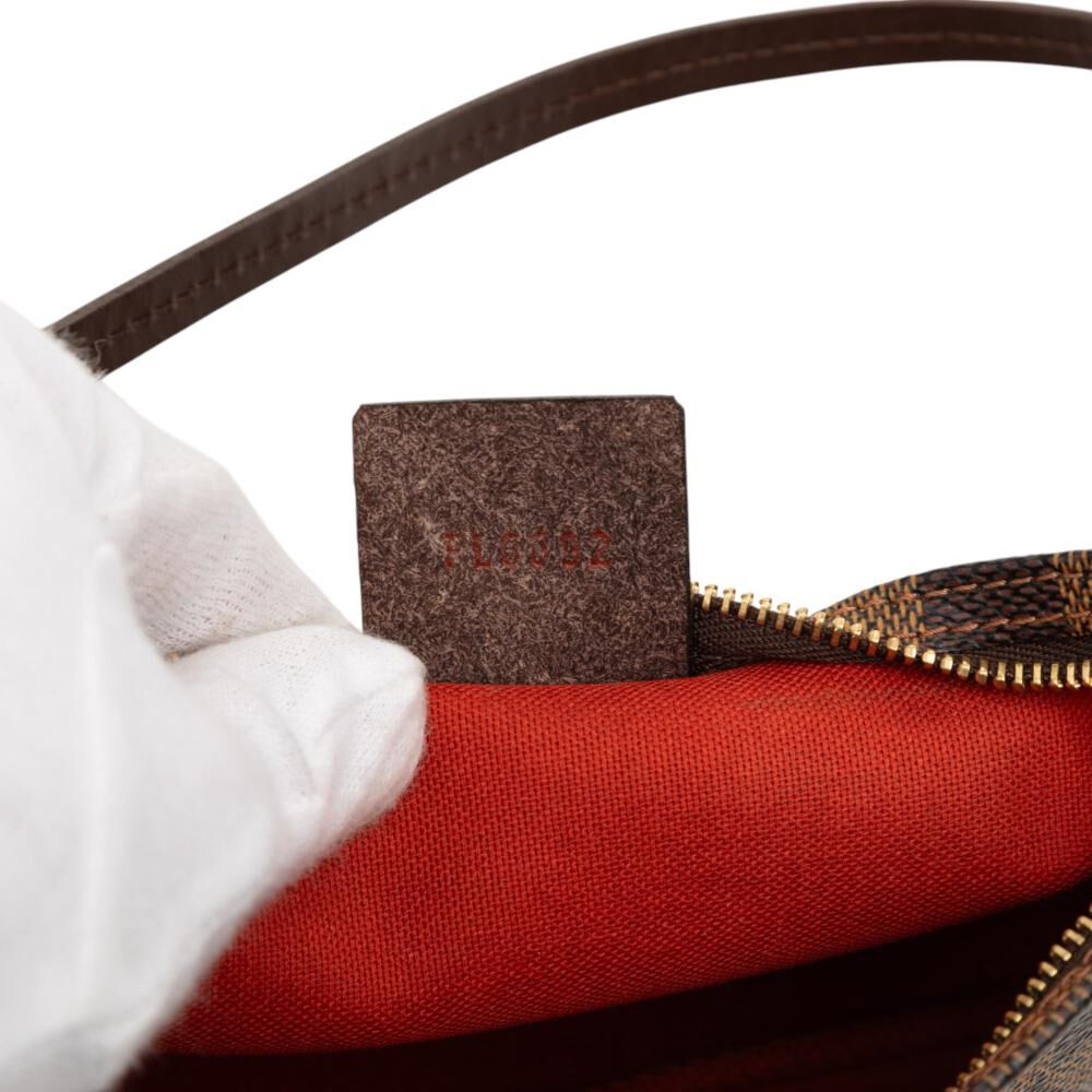 Louis Vuitton Navona