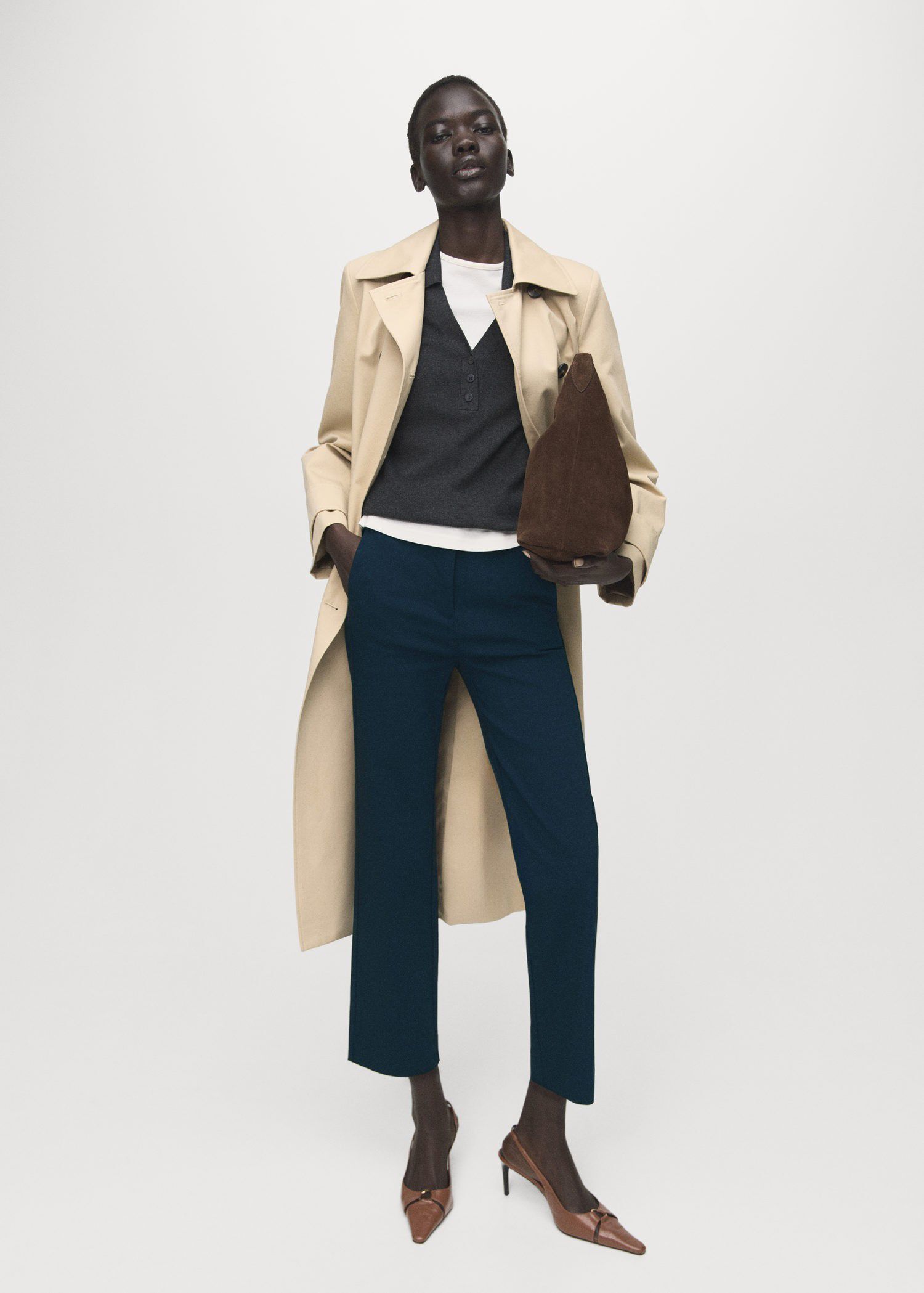 Straight-cut crop trousers