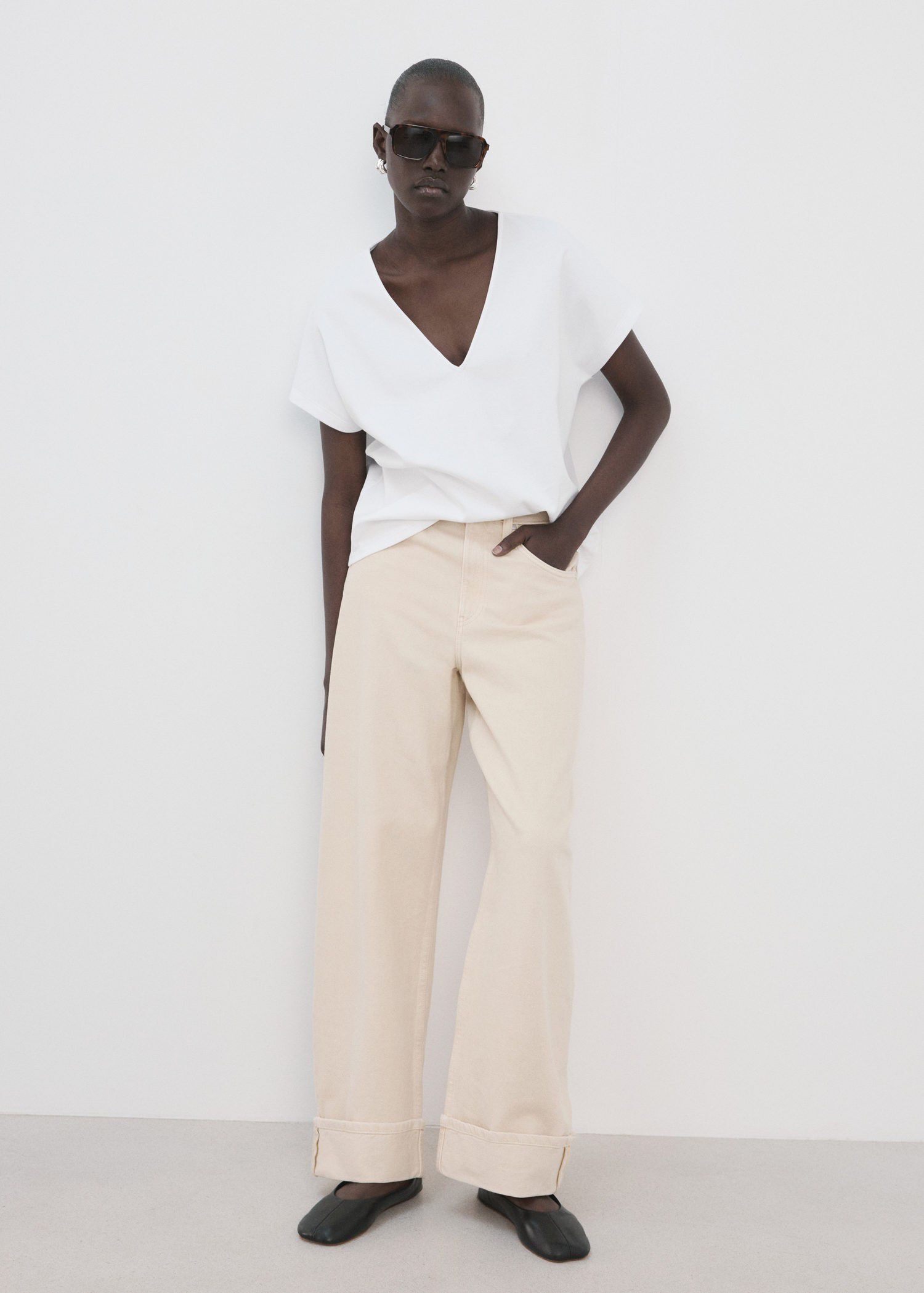 V-neck cotton T-shirt