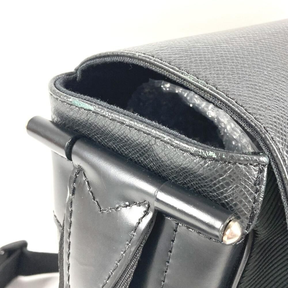 Louis Vuitton District