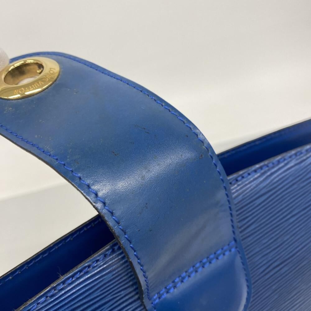 Louis Vuitton Capucines