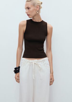 Fine-knit top