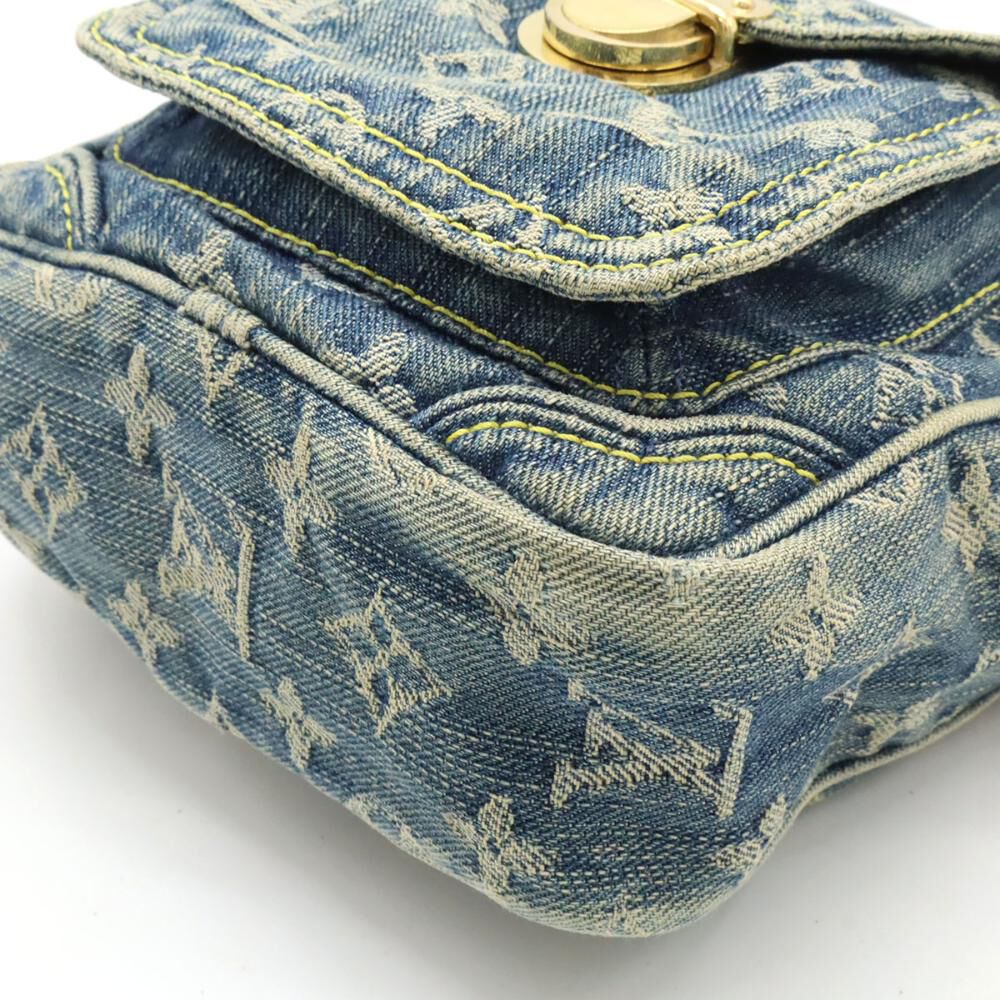 Louis Vuitton Shoulder Bags