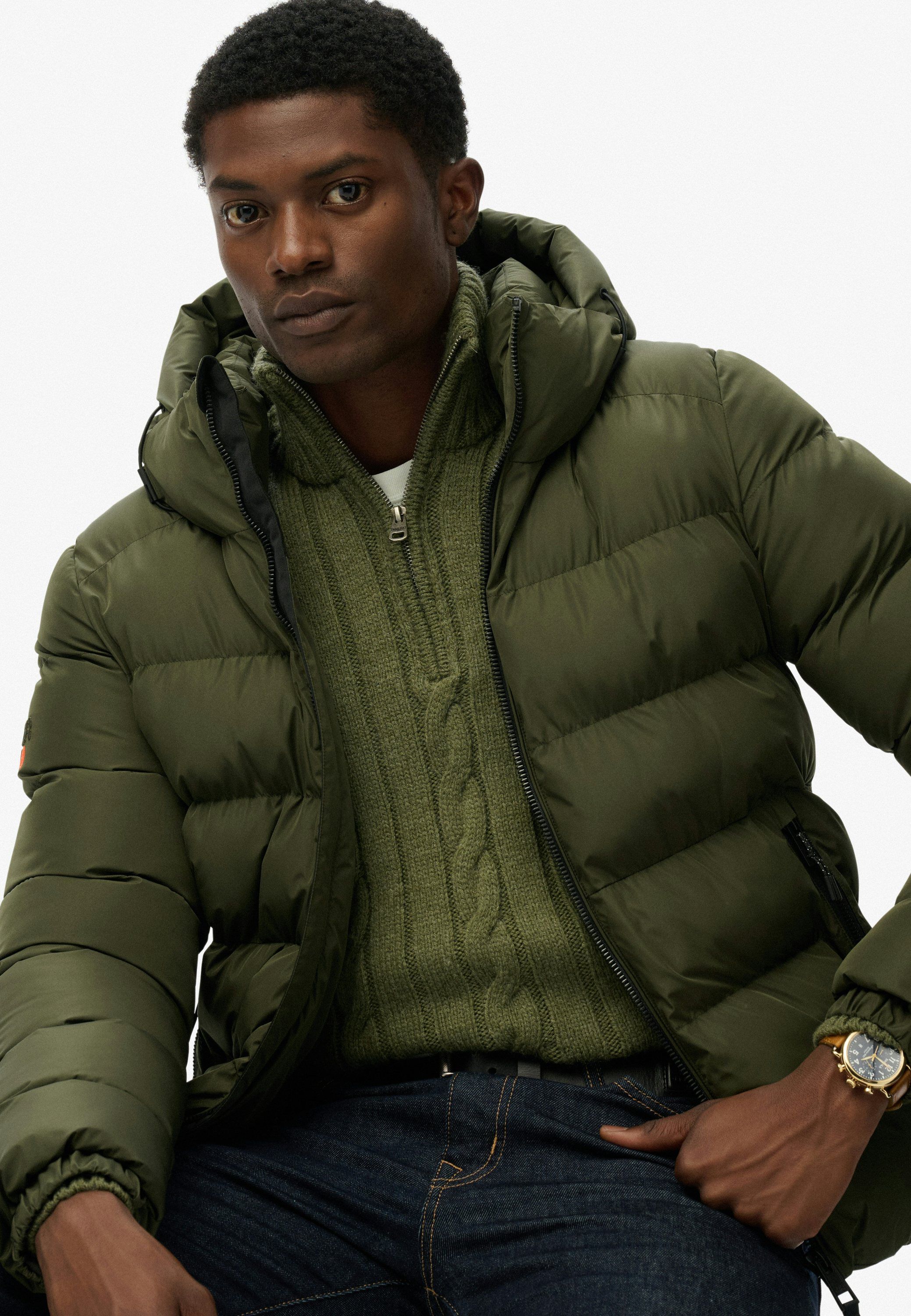 HOODED SPORTS PUFFER JACKET