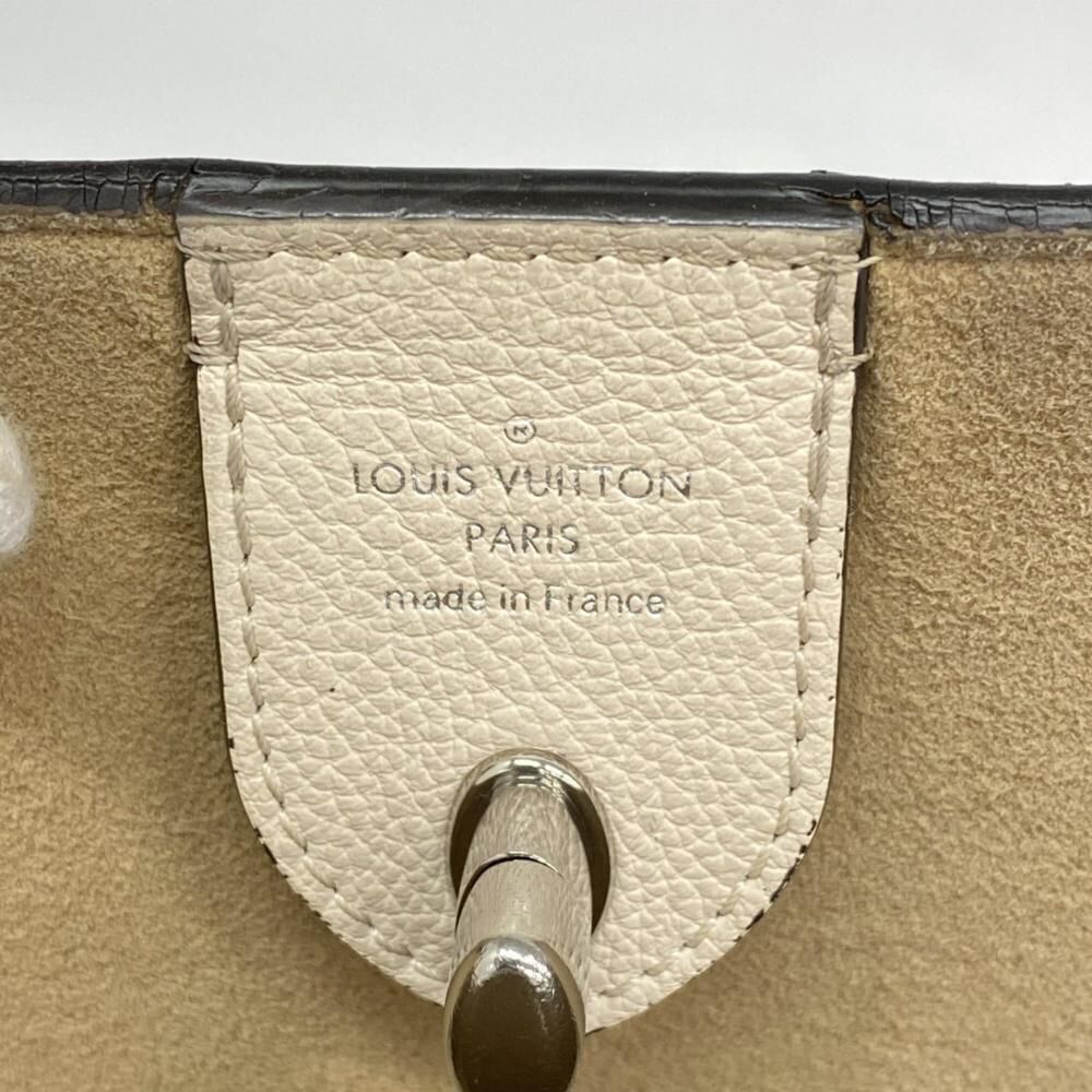 Louis Vuitton Tote