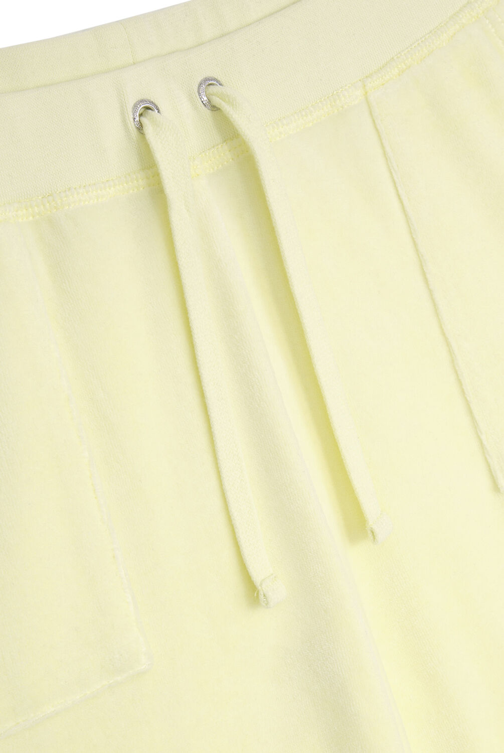 Sweatshirts & sweatpants