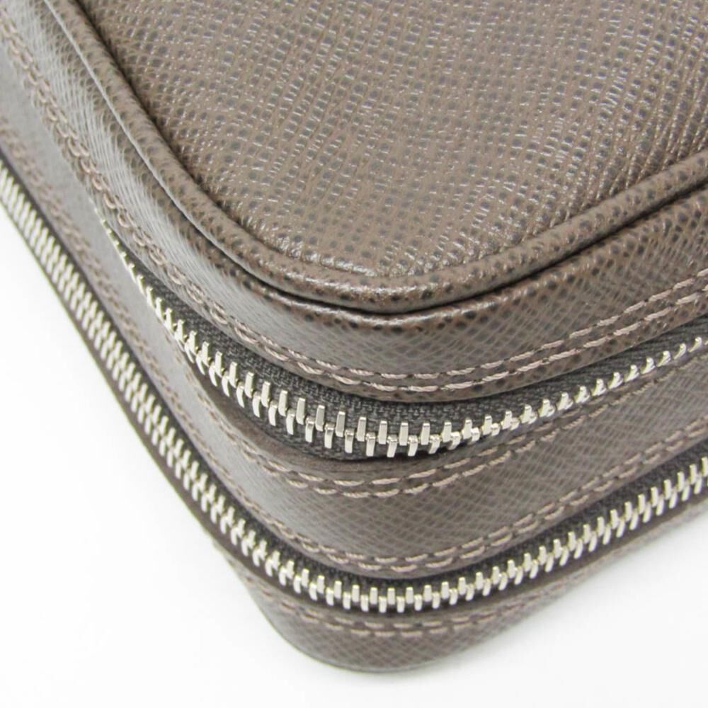 Louis Vuitton Clutch