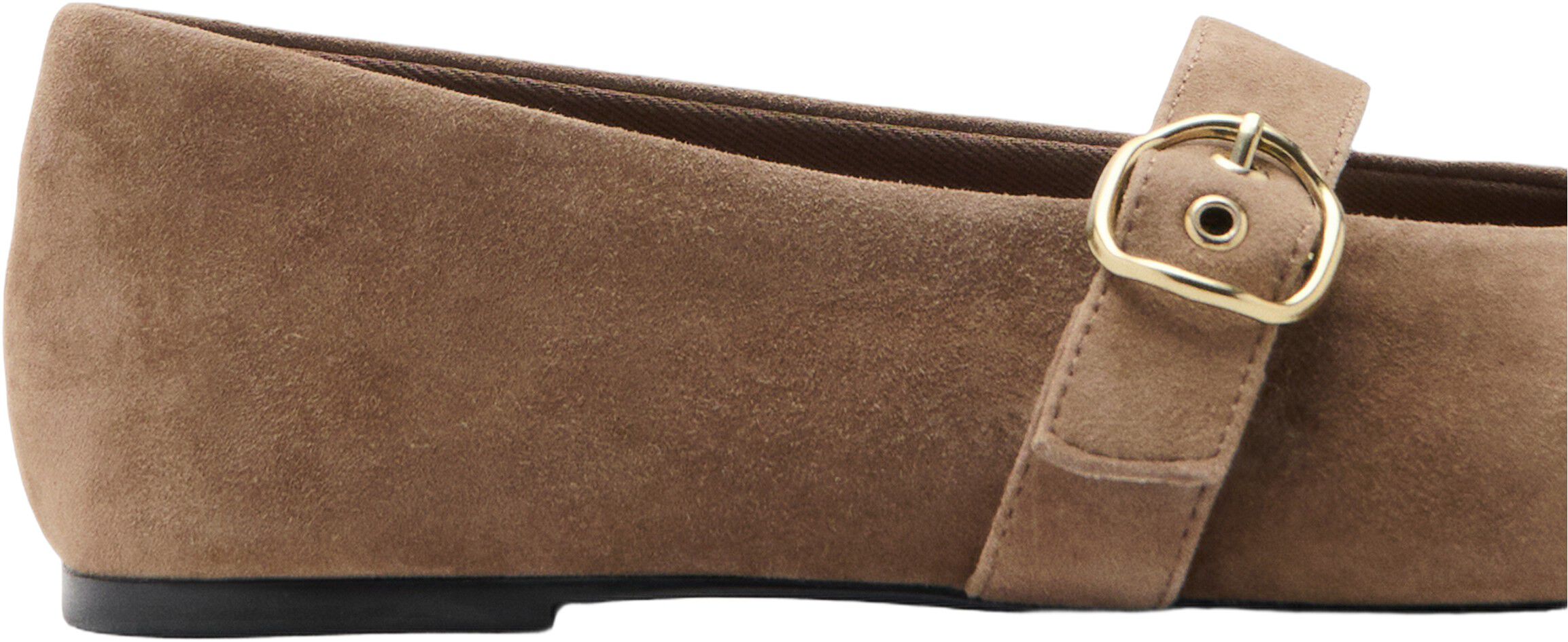 Buckle suede ballerina