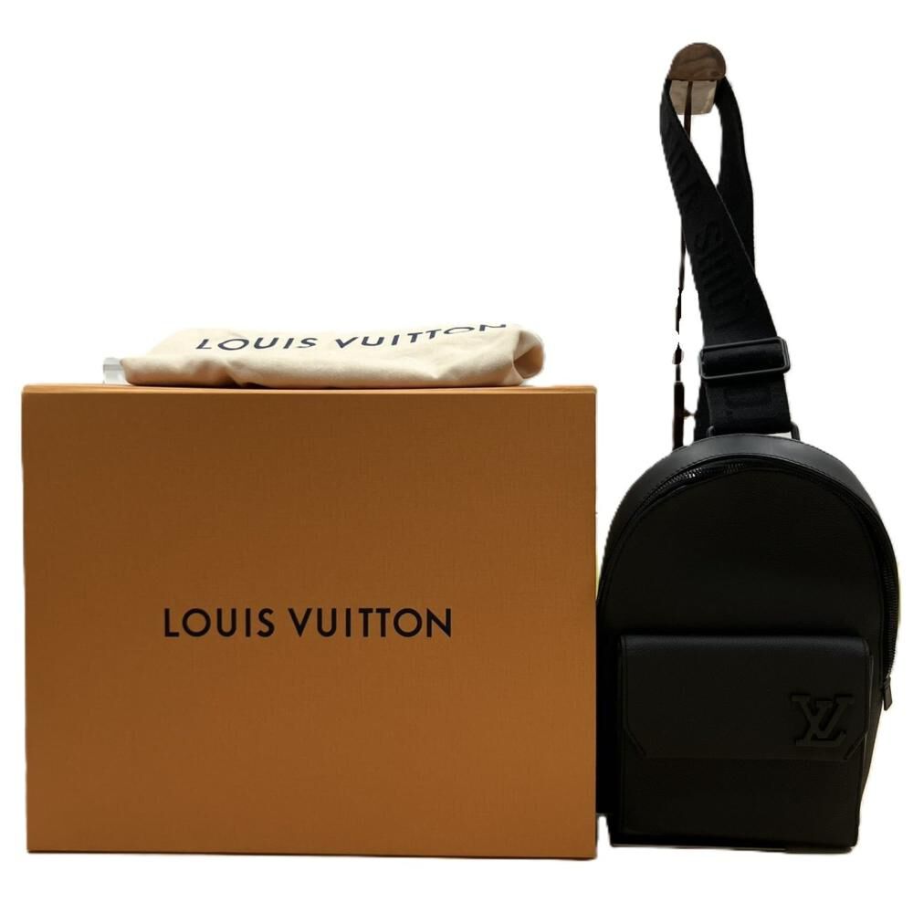Louis Vuitton Crossbody Bag