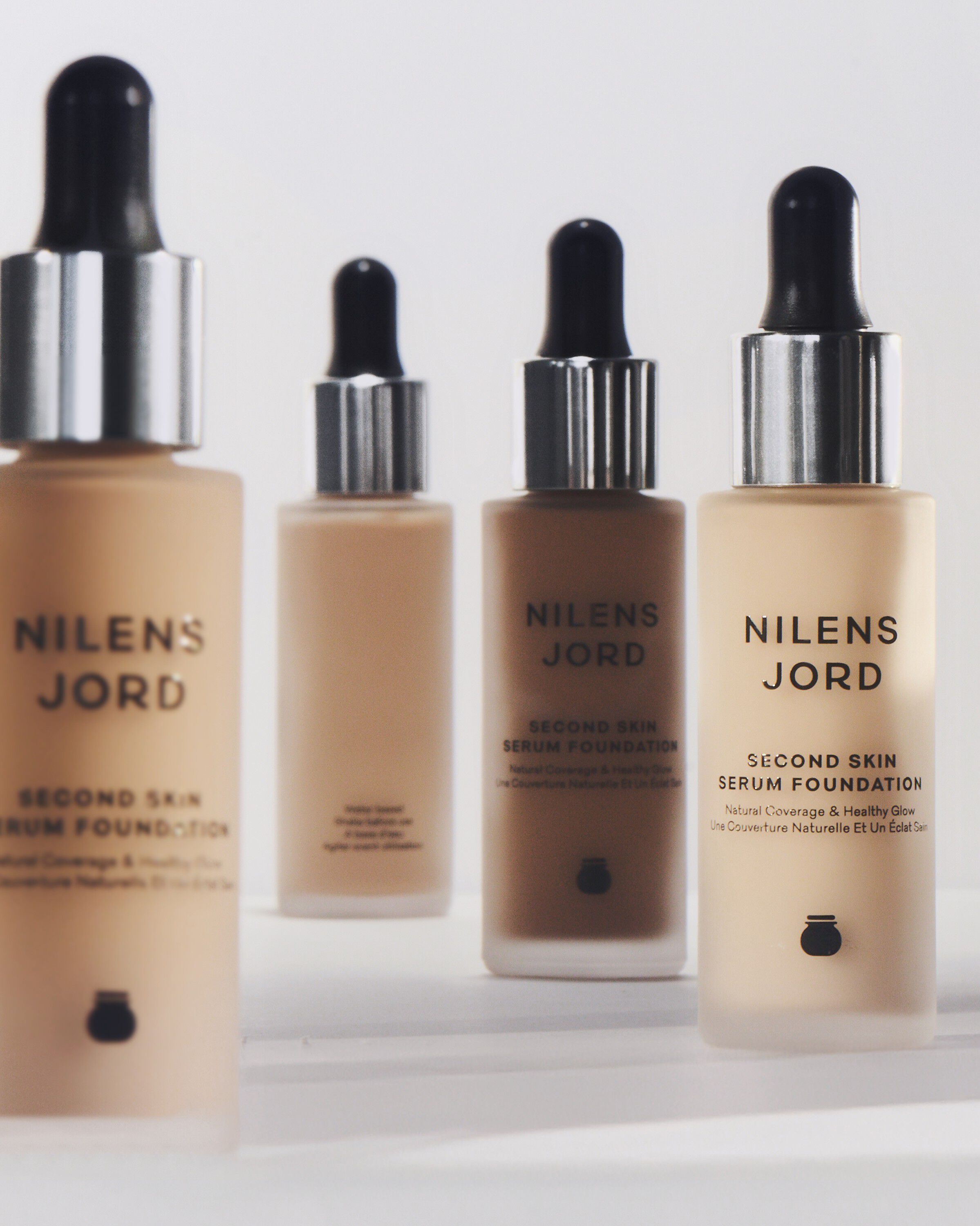 Second Skin Serum Foundation Ebony