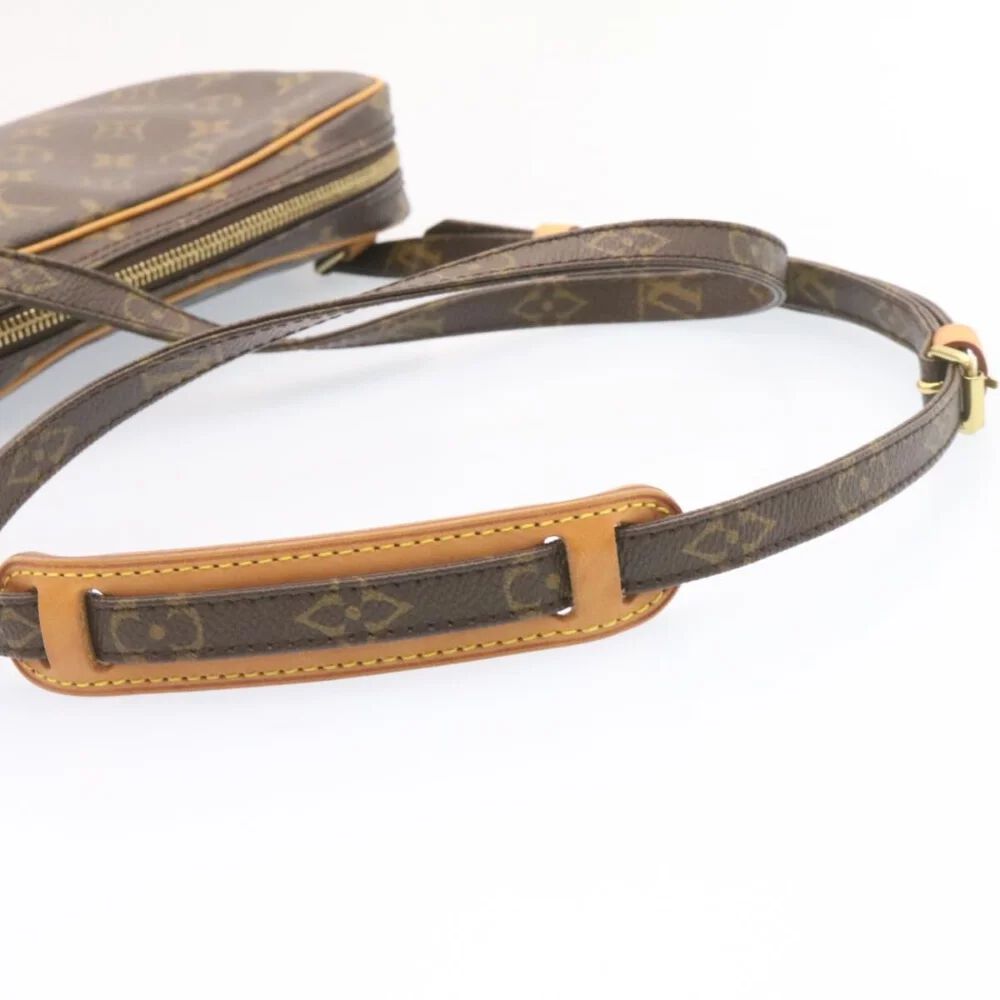 Louis Vuitton Pochette Marly Bandouliere