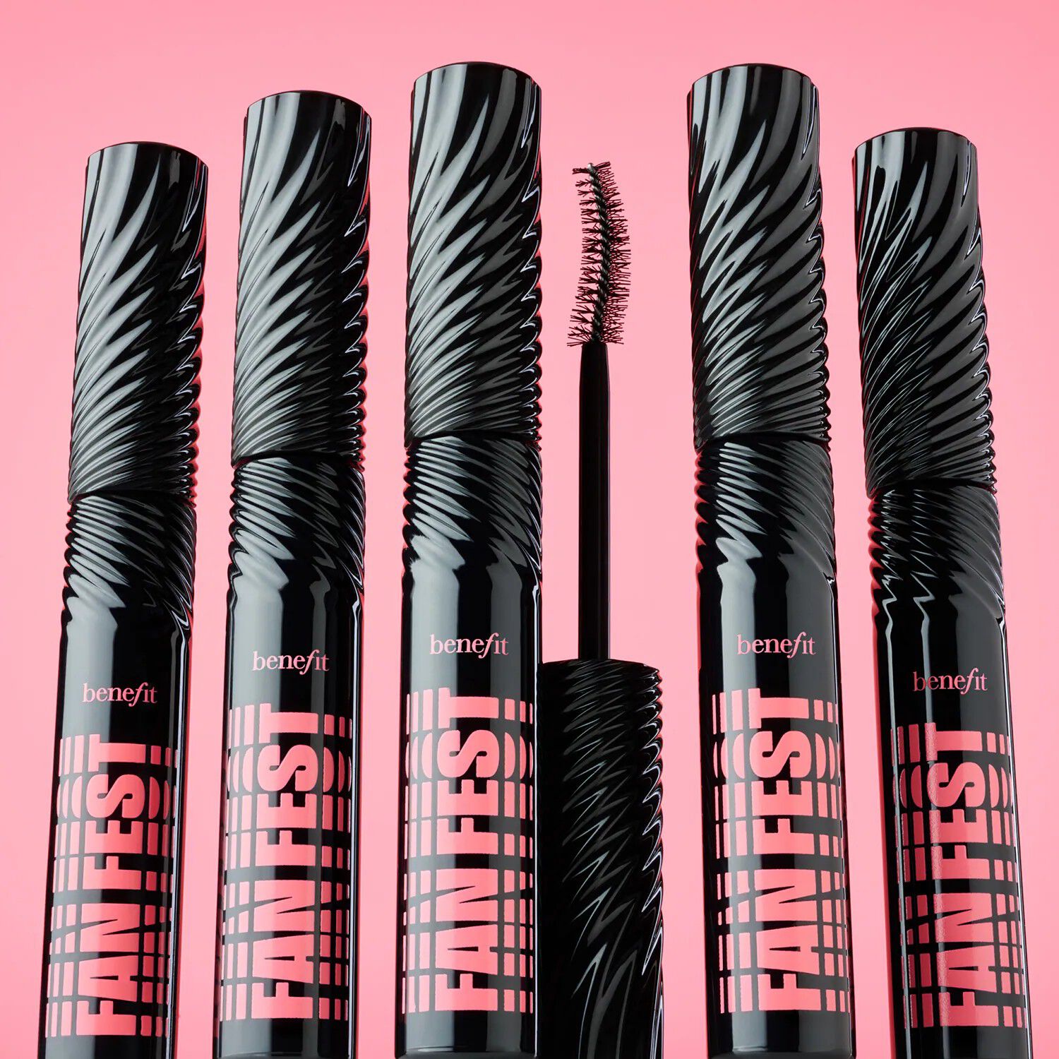 Fan Fest - Fanning & Volumizing Benefit Mascara