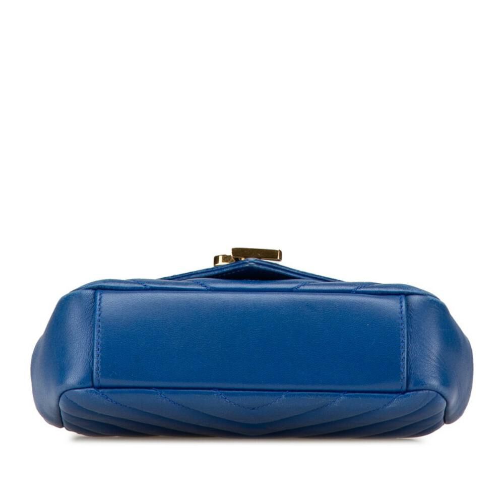 Yves Saint Laurent Shoulder Bag