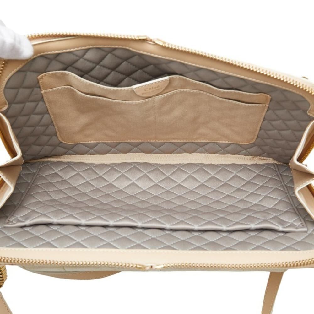 Chlo&eacute; Shoulder Bag