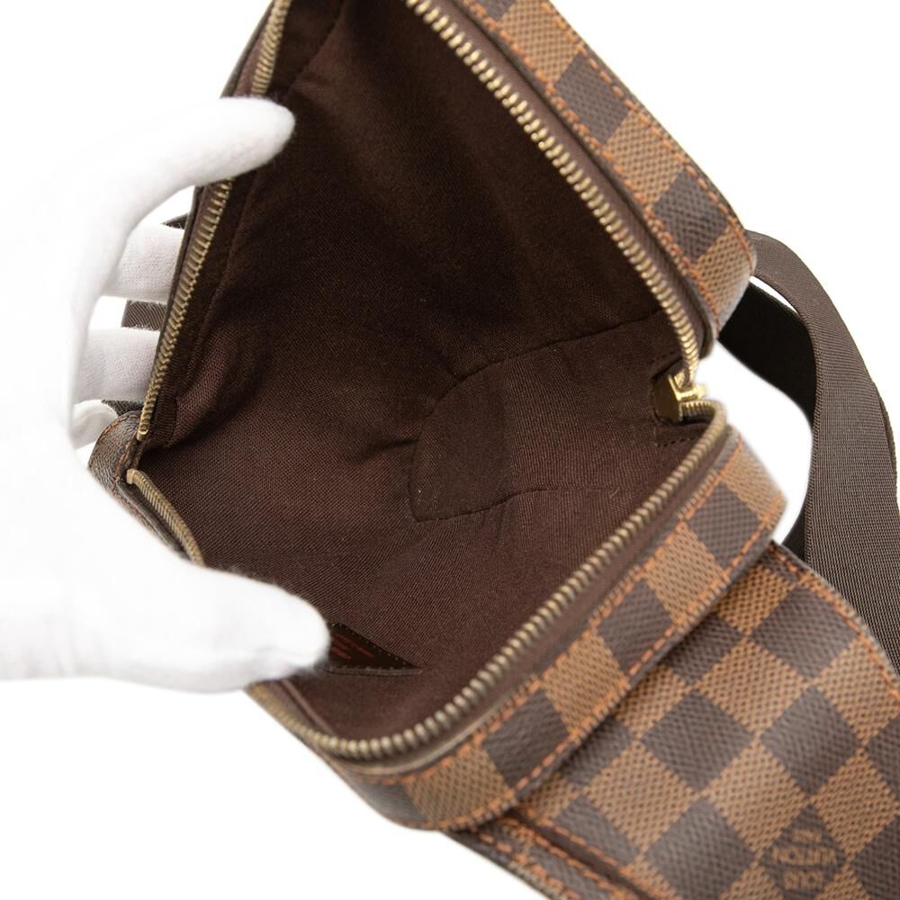 Louis Vuitton Shoulder Bags