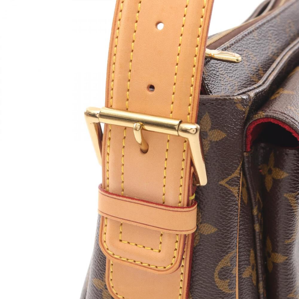 Louis Vuitton Shoulder Bags