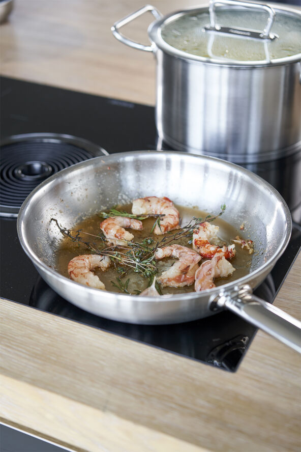 Pro Stekpanna 24 Rund 18/10