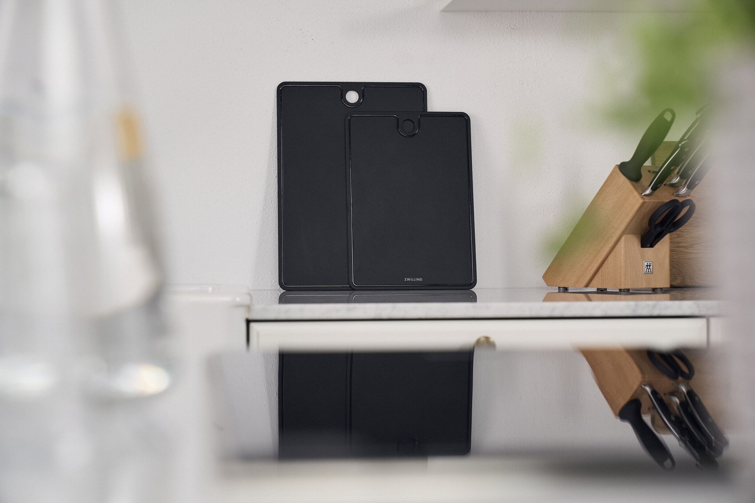 30 cm x 21 cm, Sk&auml;rbr&auml;dor, Svart