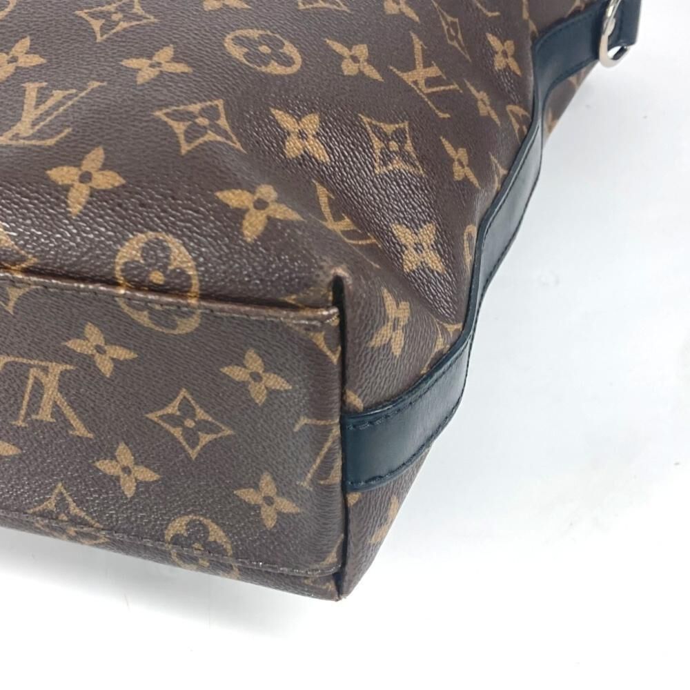 Louis Vuitton Tote